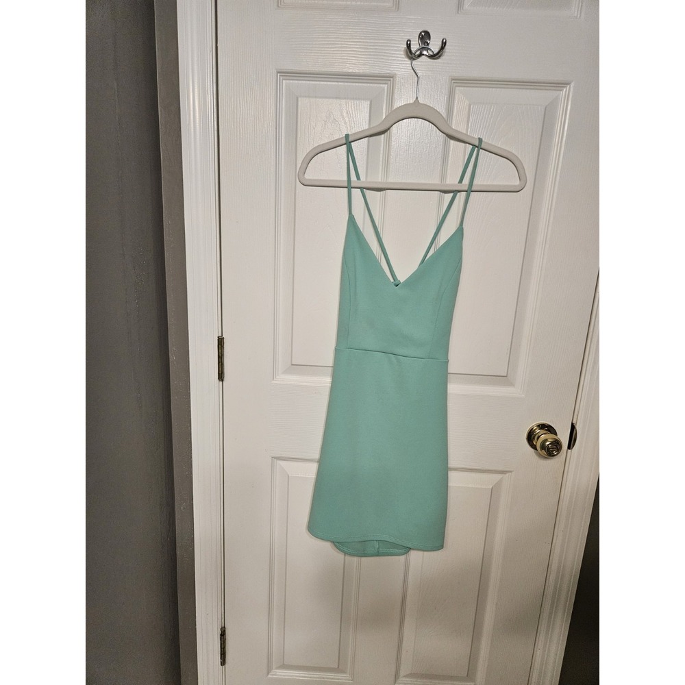 Blue Blush Los Angeles Mint Green Criss Cross Back Bodycon Mini Dress Sz Med